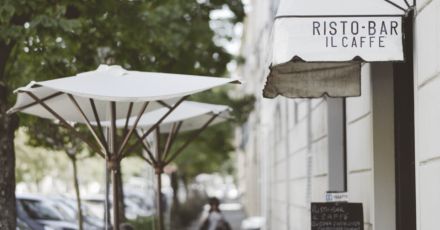 Άδειες λειτουργίας καταστημάτων